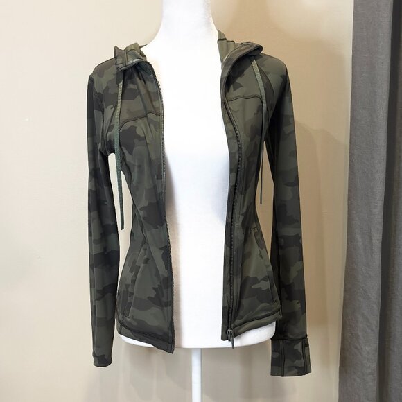 Lululemon Camo Hooded Define Jacket | Size 4 - Picture 5 of 9